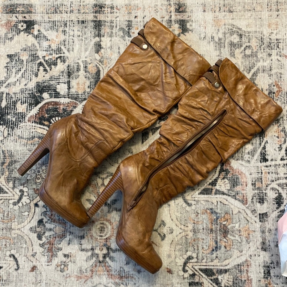 Jessica Simpson boots